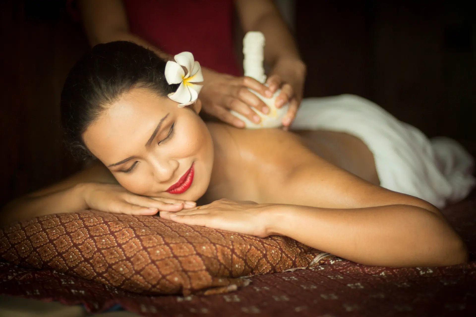 Neck & Shoulder Massage